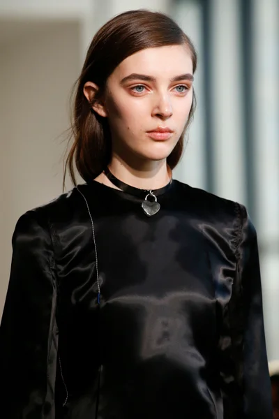 Look 7